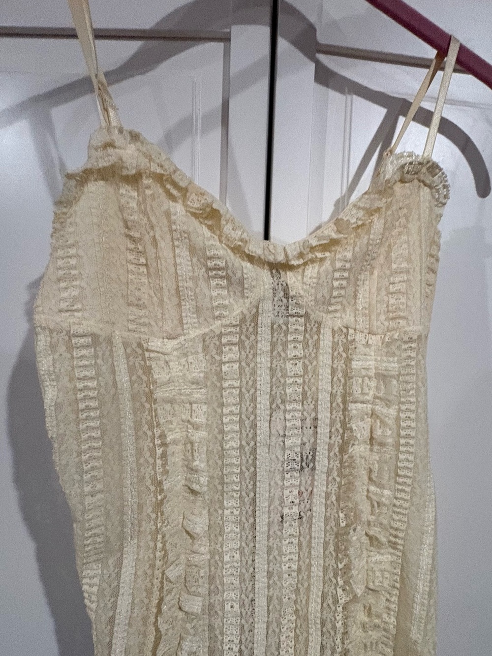 Women's Cream Lace Slip camisole - Delicate Spaghetti Straps